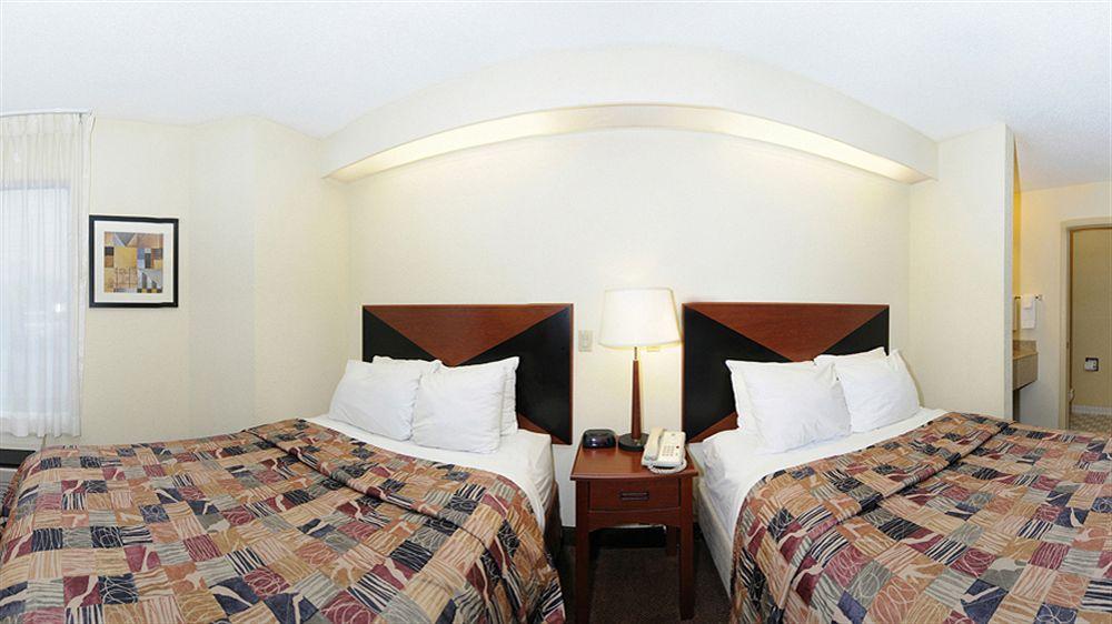 Sleep Airport & Expo Hotel Louisville
