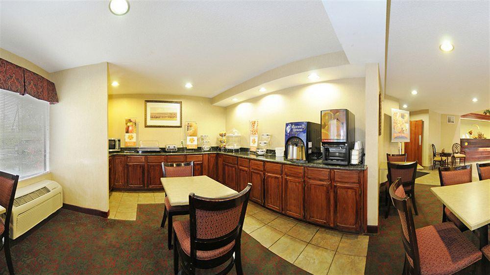 Hotel Sleep Airport & Expo 3*