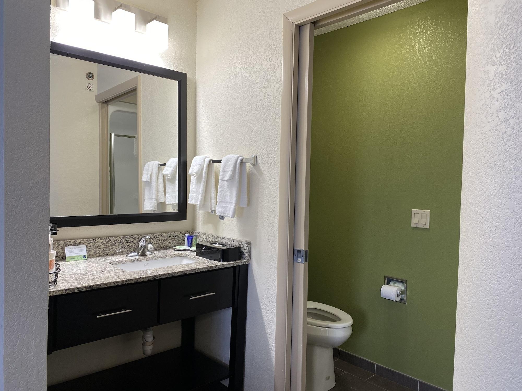 Sleep Airport & Expo Hotel Louisville