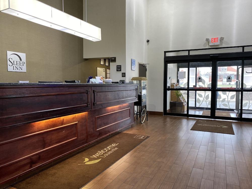Hotel Sleep Airport & Expo Louisville